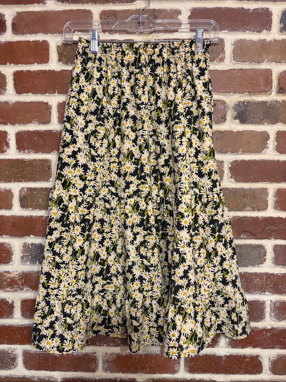 Toad&Co Sunkissed tiered skirt with daisies size small